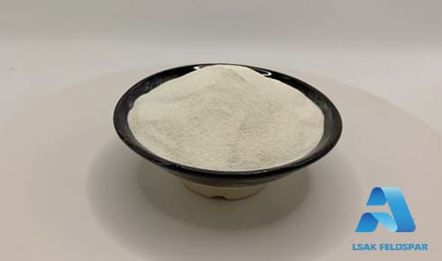 全球钠长石供需格局及将来发展远景分析